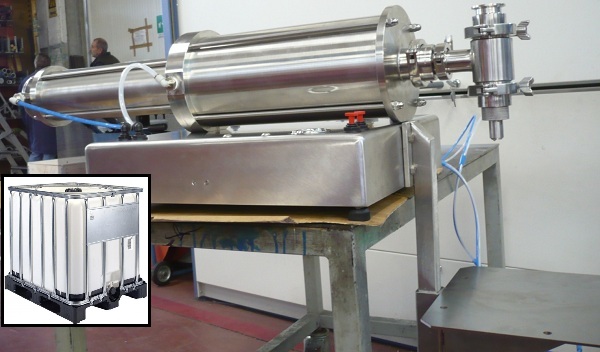 Mašina za punjenje iz spremnika